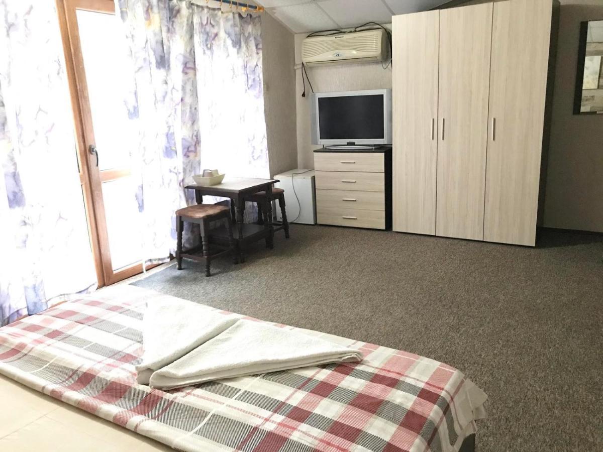 Guest House Urdoviza Kiten  Ngoại thất bức ảnh